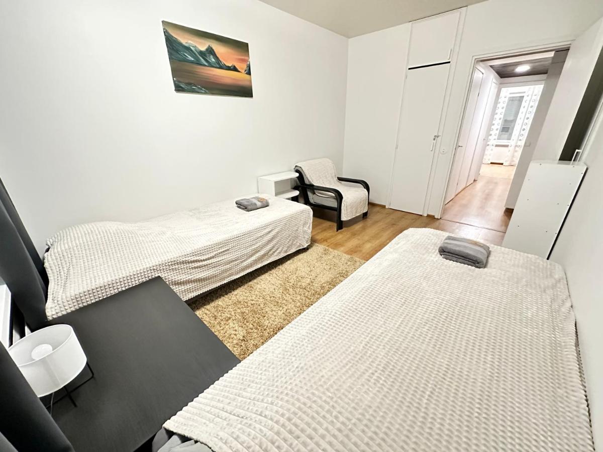 3-Room Apartment In Oulu Center, Parking ภายนอก รูปภาพ