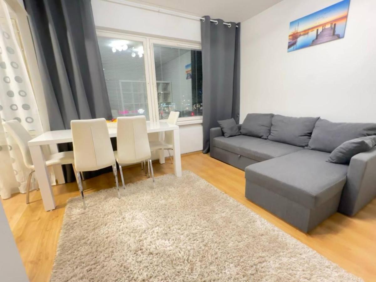 3-Room Apartment In Oulu Center, Parking ภายนอก รูปภาพ