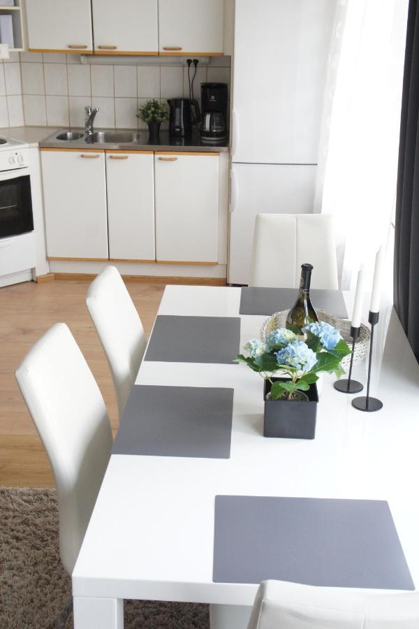 3-Room Apartment In Oulu Center, Parking ภายนอก รูปภาพ