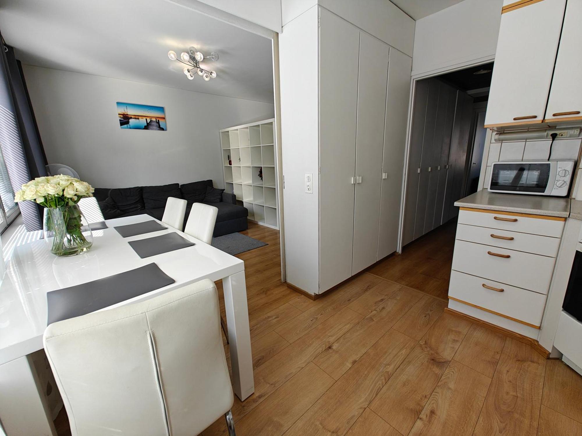 3-Room Apartment In Oulu Center, Parking ภายนอก รูปภาพ